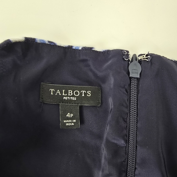 Talbots Blue Paisley Print Fit n' Flare Dress Pockets Size 4P Careerwear - Picture 11 of 12